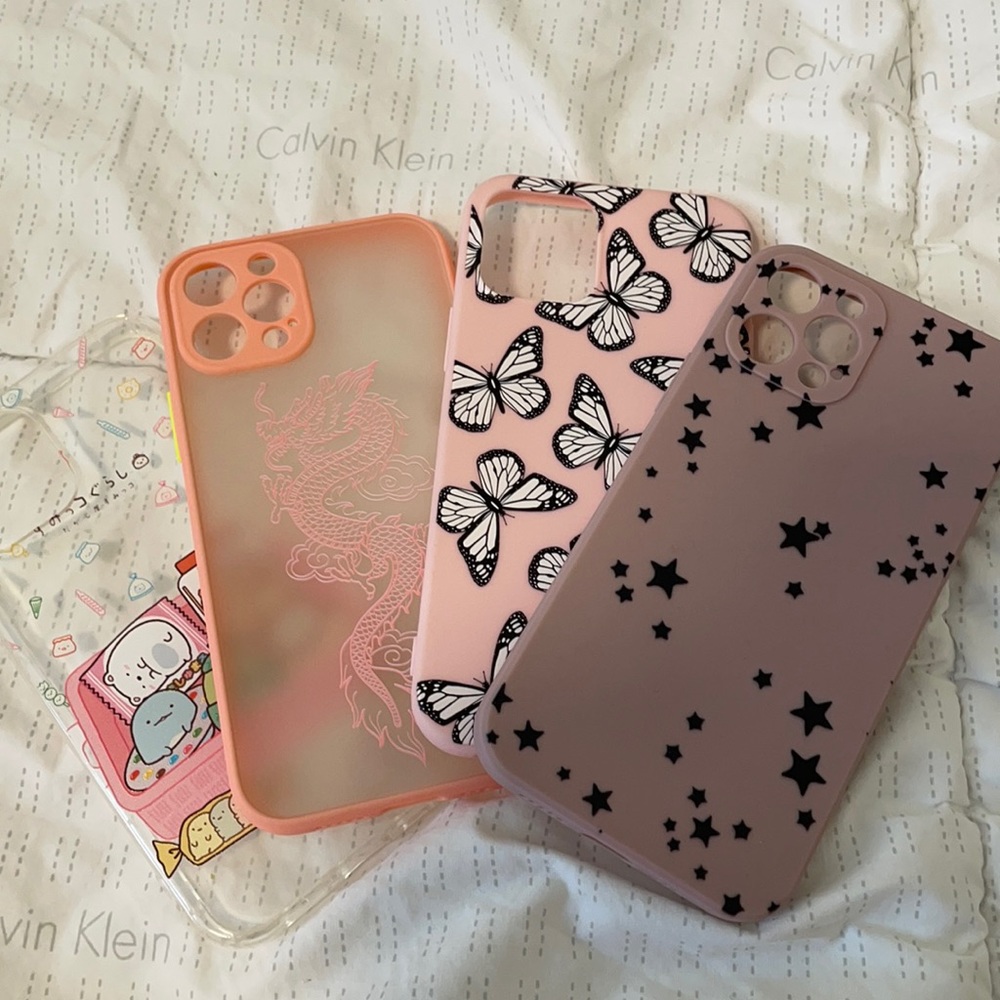 Iphone 12/12 pro case bundle!